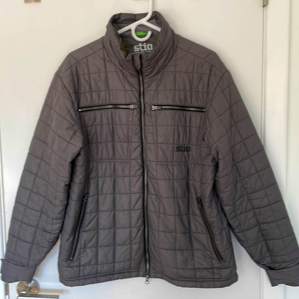 EUC Men Stio Puffer Jacket Grey